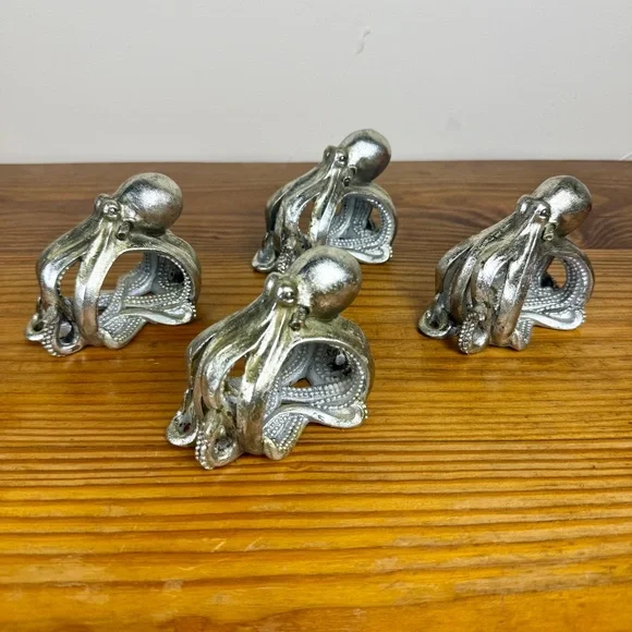 Set of 4 Silver Octopus Napkin Rings | Coastal Resin Sculpted Design | Nautical - Picture 7 of 15